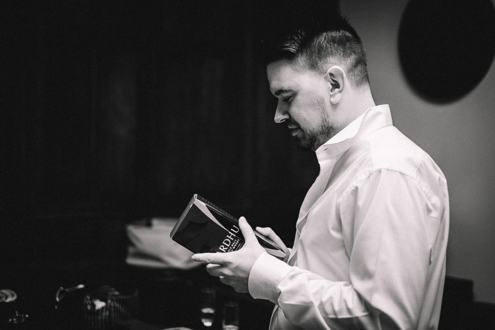MILES VICTORIA DOCUMENTARY WEDDING PHOTOGRAPHY WORCESTER STANBROOK ABBEY 09 MILES VICTORIA DOCUMENTARY WEDDING PHOTOGRAPHY WORCESTER STANBROOK ABBEY 09